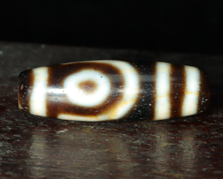 Dzi Bead